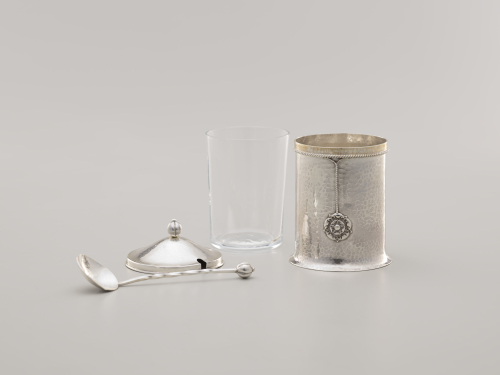 maker%27s%20mark%20of%20Albert%20E.%20Jones%2C%20%3Cb%3E%3Ci%3E%20Silver%20Jar%20and%20Spoon%3C%2Fi%3E%3C%2Fb%3E%2C%201913%2C%20sterling%20silver%20with%20glass%20liner%2C%20The%20Margo%20Grant%20Walsh%2020th%20Century%20Silver%20and%20Metalworks%20Collection%2C%20%26%23169%3B%20unknown%2C%20research%20required%2C%202001.129.2A-D